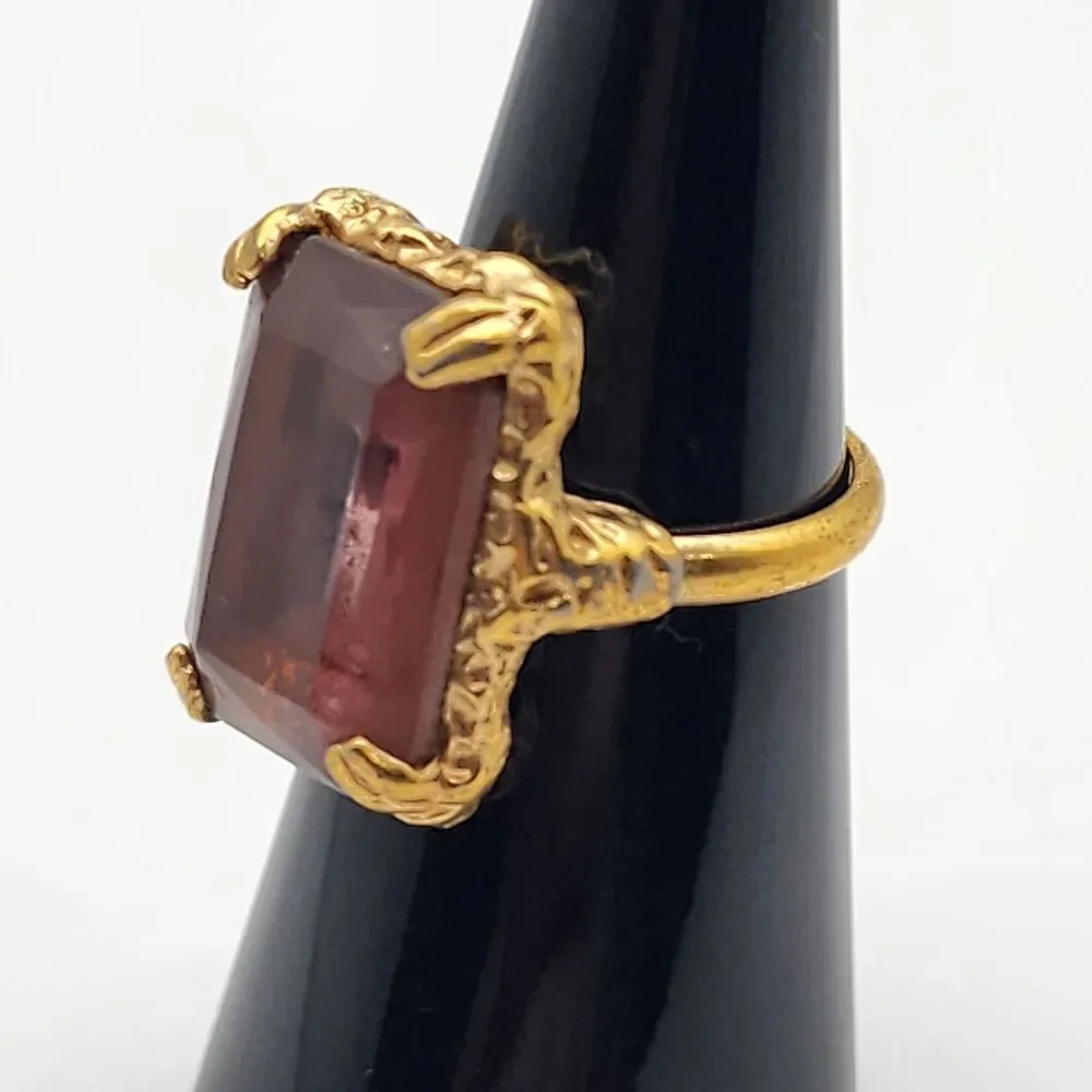 Vintage Sarah Coventry Gold Tone & Purple Glass Adjustable Ring